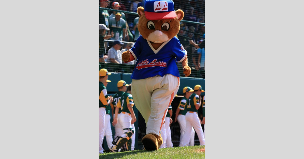 Dugout_mascot_LLWS_2019.jpg